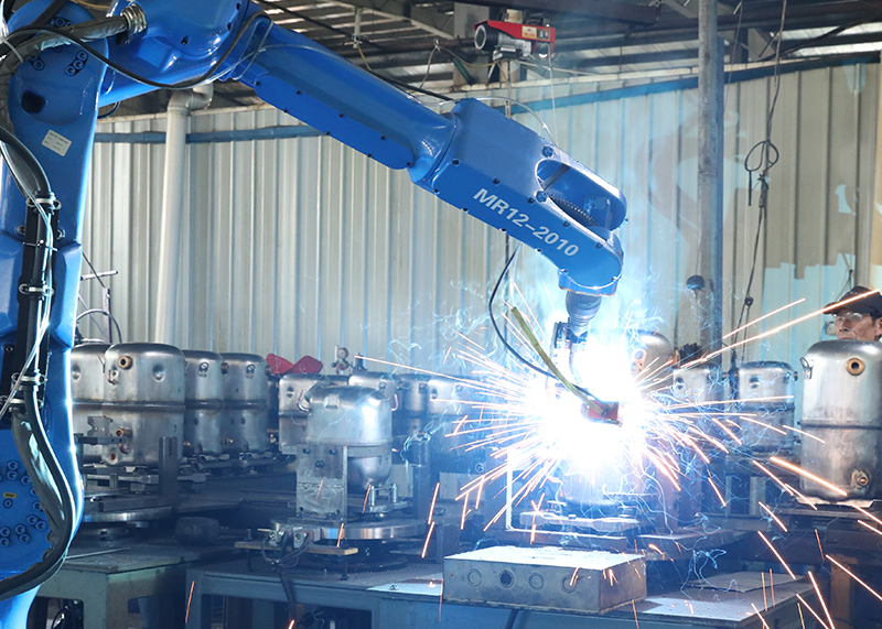 強(qiáng)強(qiáng)聯(lián)合！石特廣告圓滿完成浙江興發(fā)機(jī)車設(shè)備有限公司全方位品牌視覺(jué)服務(wù)