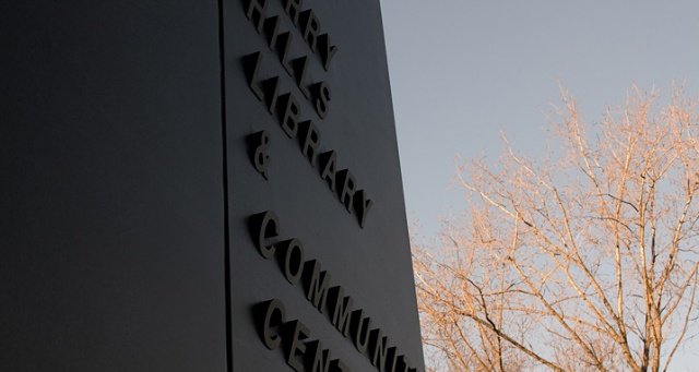 薩里山圖書館導視設計