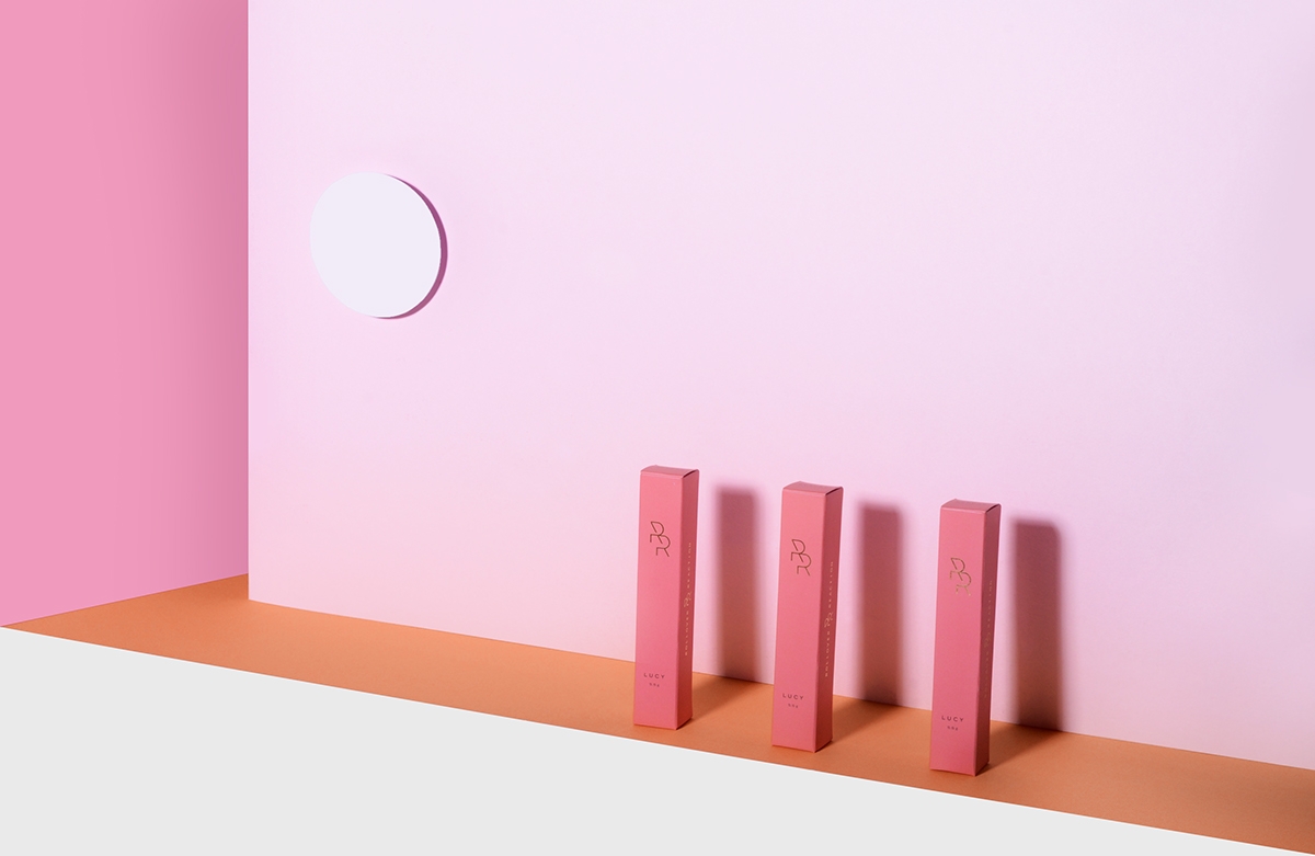 翻轉反應化妝品品牌,一種你無法擺脫的情緒